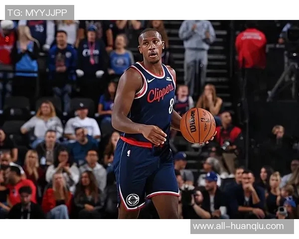 小卡称赞邓恩近期状态火热每场比赛都全力防守对手核心球员