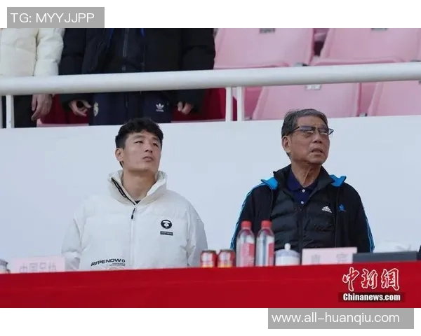 崇明五虎齐聚一堂武磊等人拜访徐根宝共话足球梦想